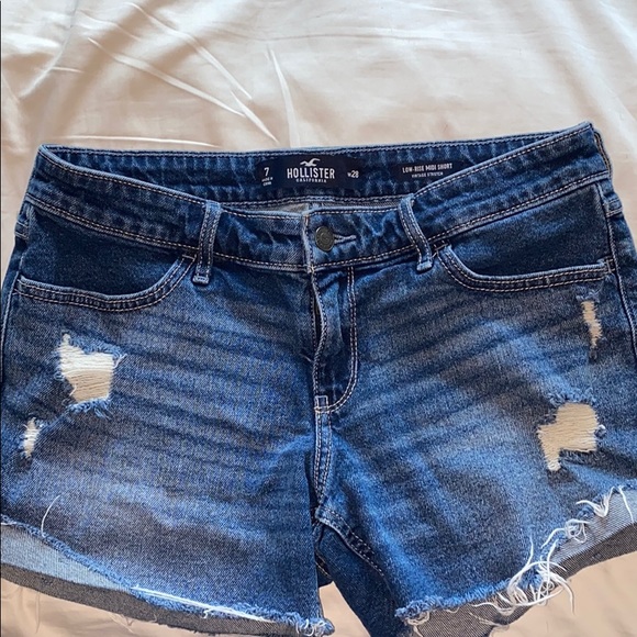 Hollister denim shorts - Picture 1 of 3